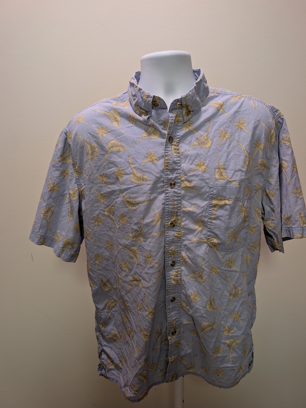 Men's Light Blue Short-Sleeve Button-Down Shirt with Yellow Palm Print